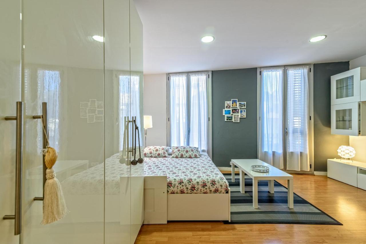 Loft En Badalona Centro Daire Dış mekan fotoğraf
